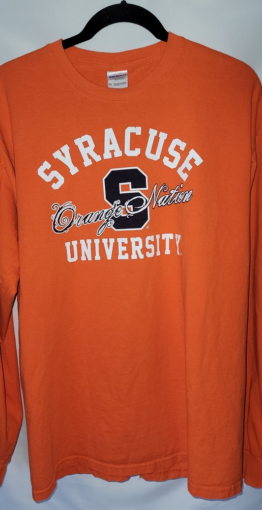 XL Woman's Syracuse University longsleeve tee